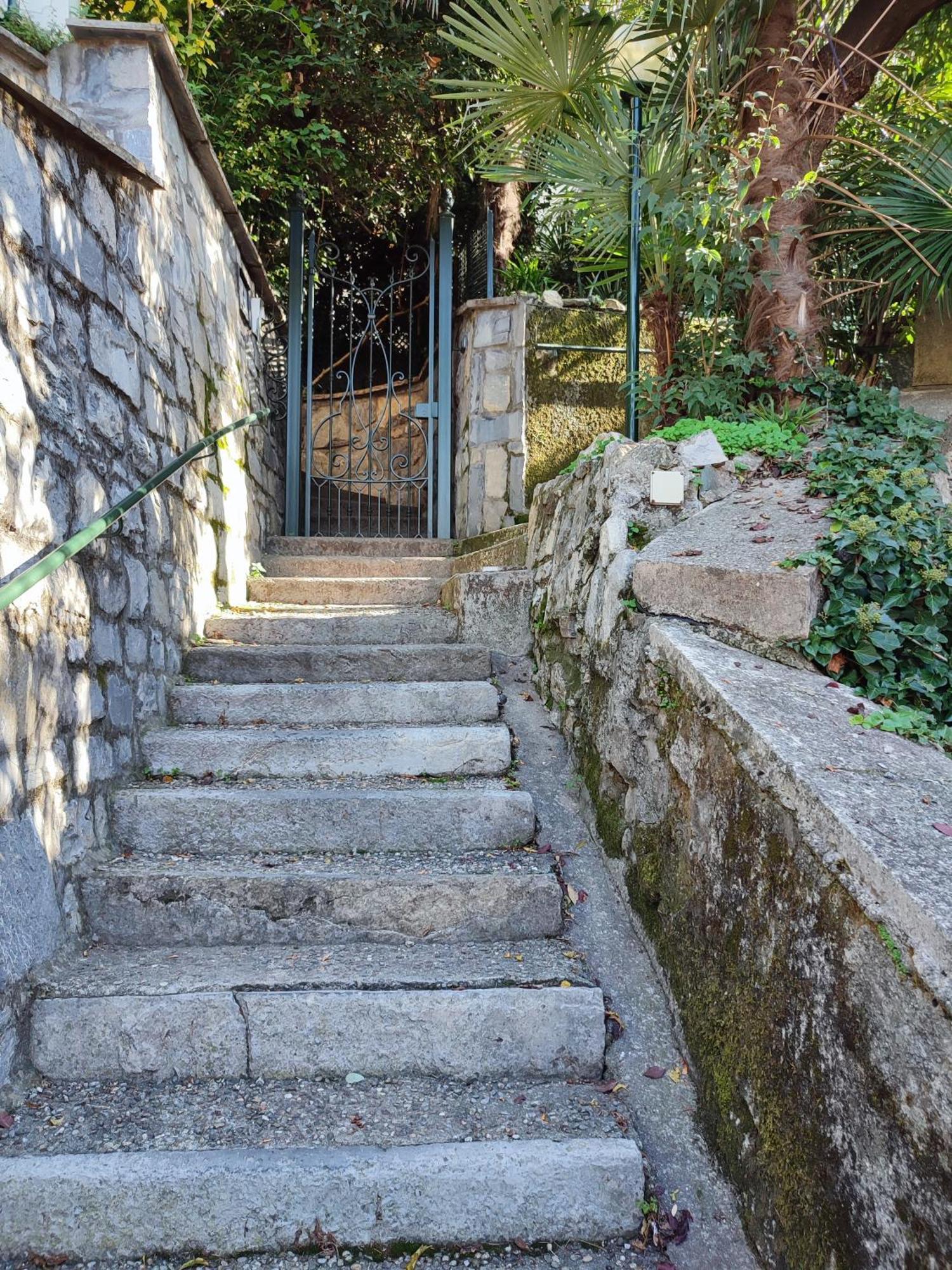 150 Steps To Heaven - By Myhomeincomo Комо Экстерьер фото